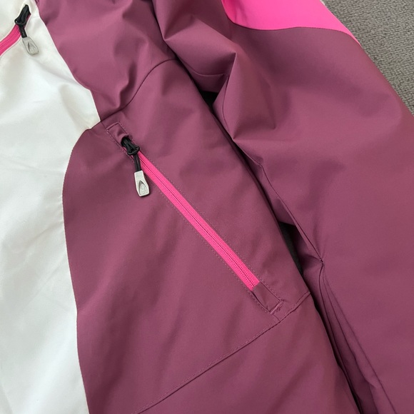 Spyder🕷️Winter Jacket - Picture 7 of 14